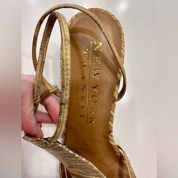 New York Transit Wedge Heel Sandals, Size 9 - Picture 9 of 11